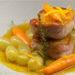 Pork tenderloin with grapes